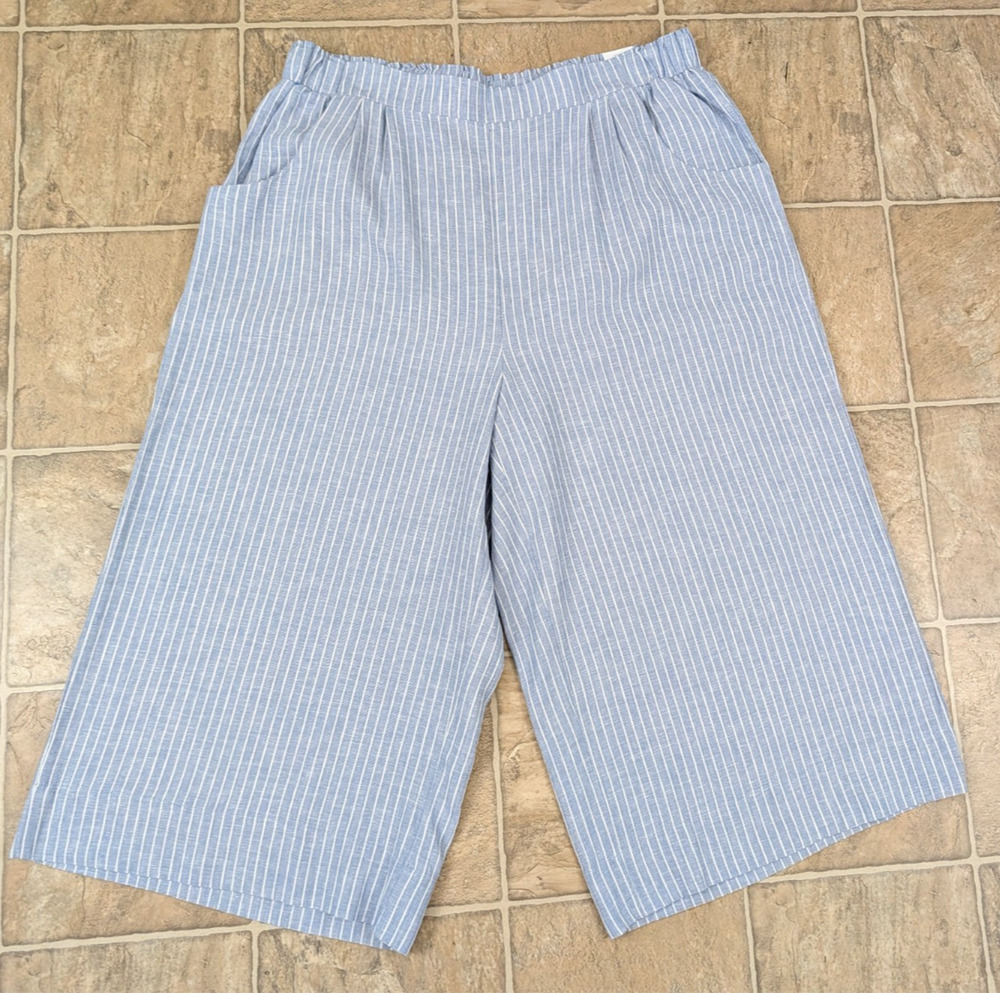New Erika sz 1X Linen Blend Cropped Wide Leg Pants blue & white stripes 3817